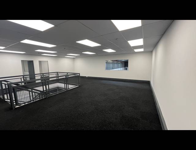 1,584M² WAREHOUSE TO LET IN ISANDO